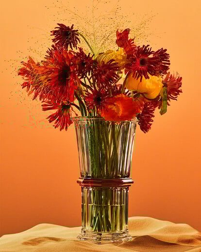 Harcourt 1841 clear vase